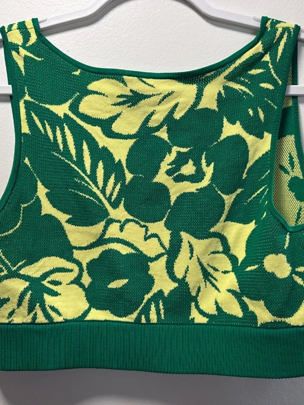 Kate Spade Tropical Foliage Knit 2-Piece Crop Top & Shorts Set - Medium